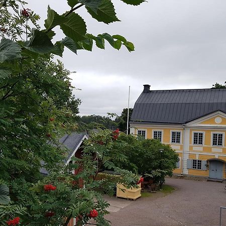 Piispan Majatalo, Pieni Erillistalo Hotel Porvoo Ngoại thất bức ảnh