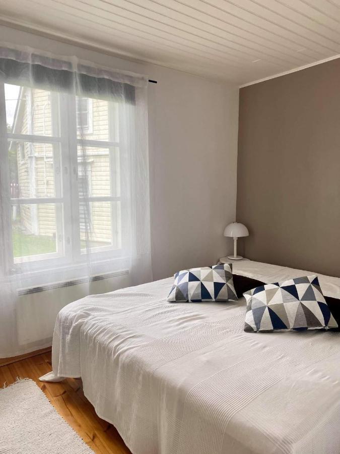 Piispan Majatalo, Pieni Erillistalo Hotel Porvoo Ngoại thất bức ảnh